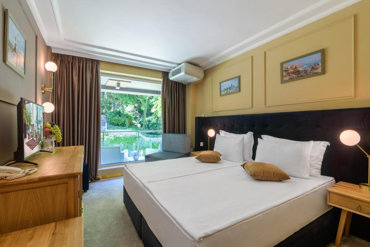 Marina Hotel, Sunny Day Warna Exterior foto