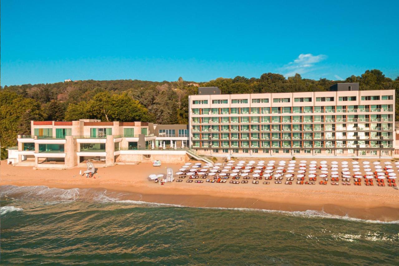 Marina Hotel, Sunny Day Warna Exterior foto