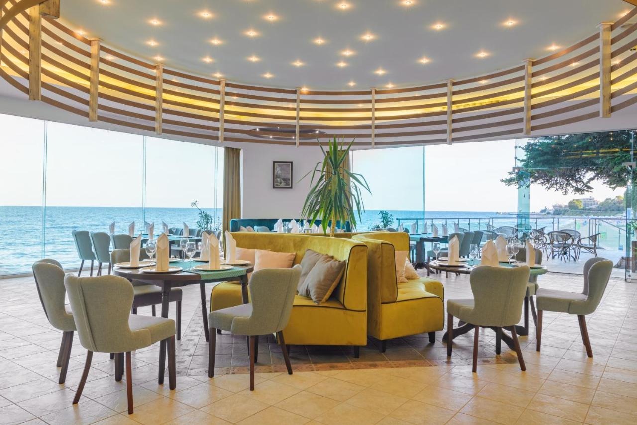 Marina Hotel, Sunny Day Warna Exterior foto