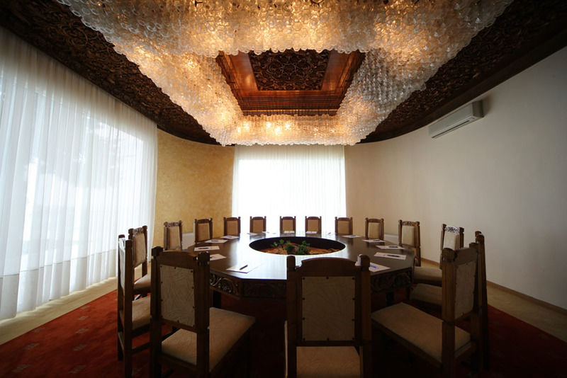 Marina Hotel, Sunny Day Warna Exterior foto